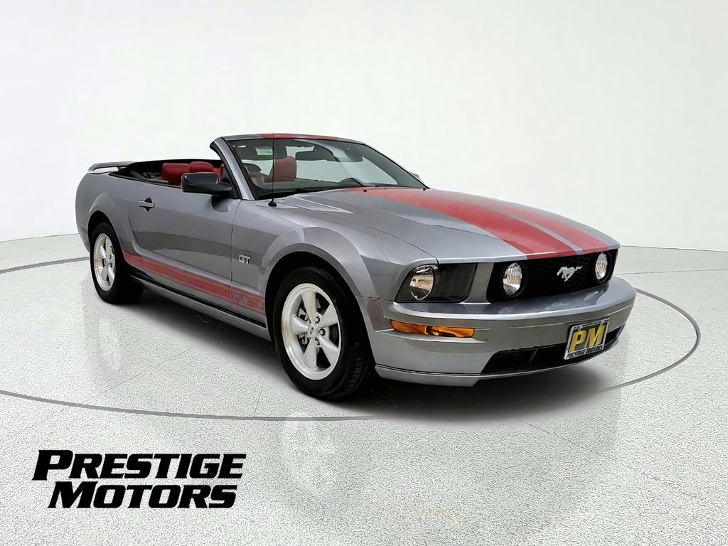 2007 Ford Mustang Convertible Rear-Wheel Drive 5-Speed Automatic