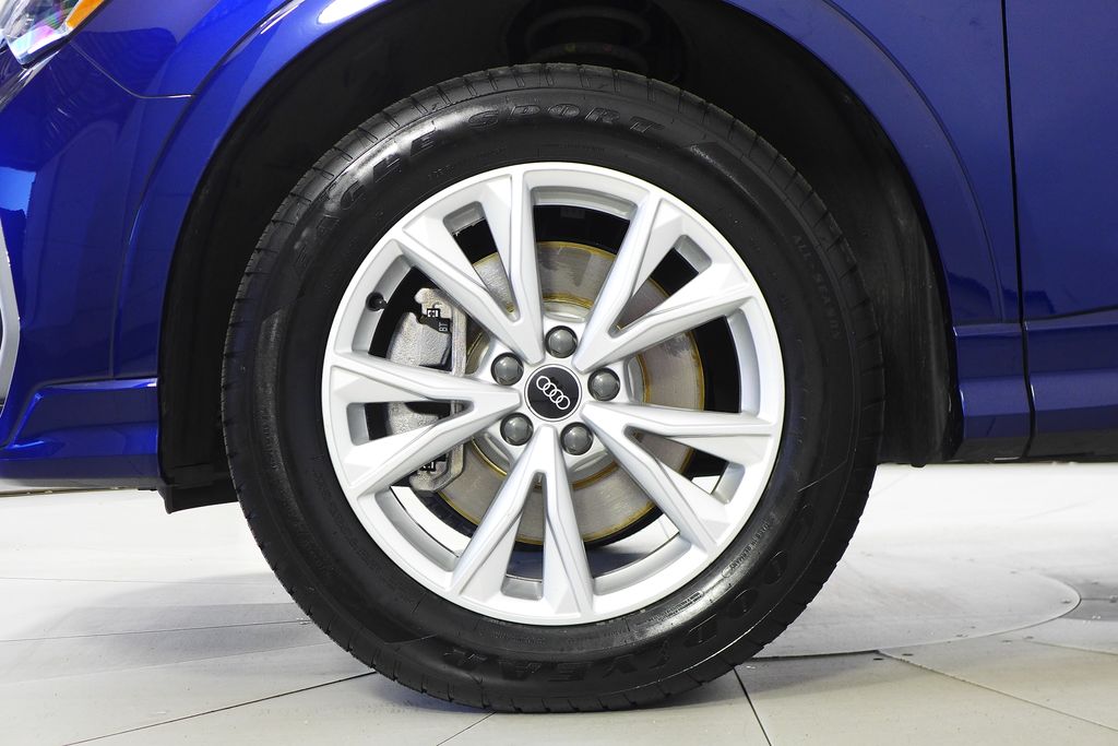 Thumbnail: 2022 Audi Q3 - 5