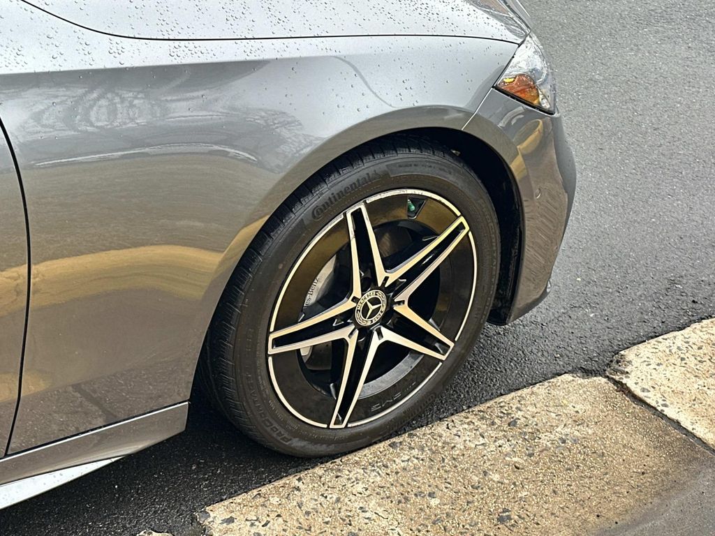 Thumbnail: 2025 Mercedes-Benz C-Class - 18