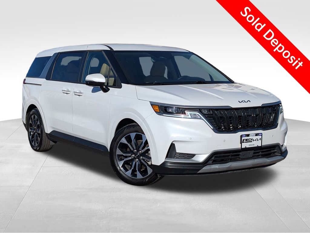 2023 Kia Carnival EX