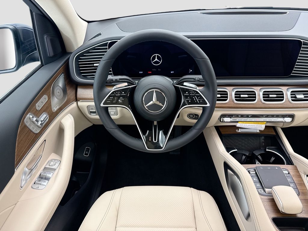 Thumbnail: 2026 Mercedes-Benz GLE - 10