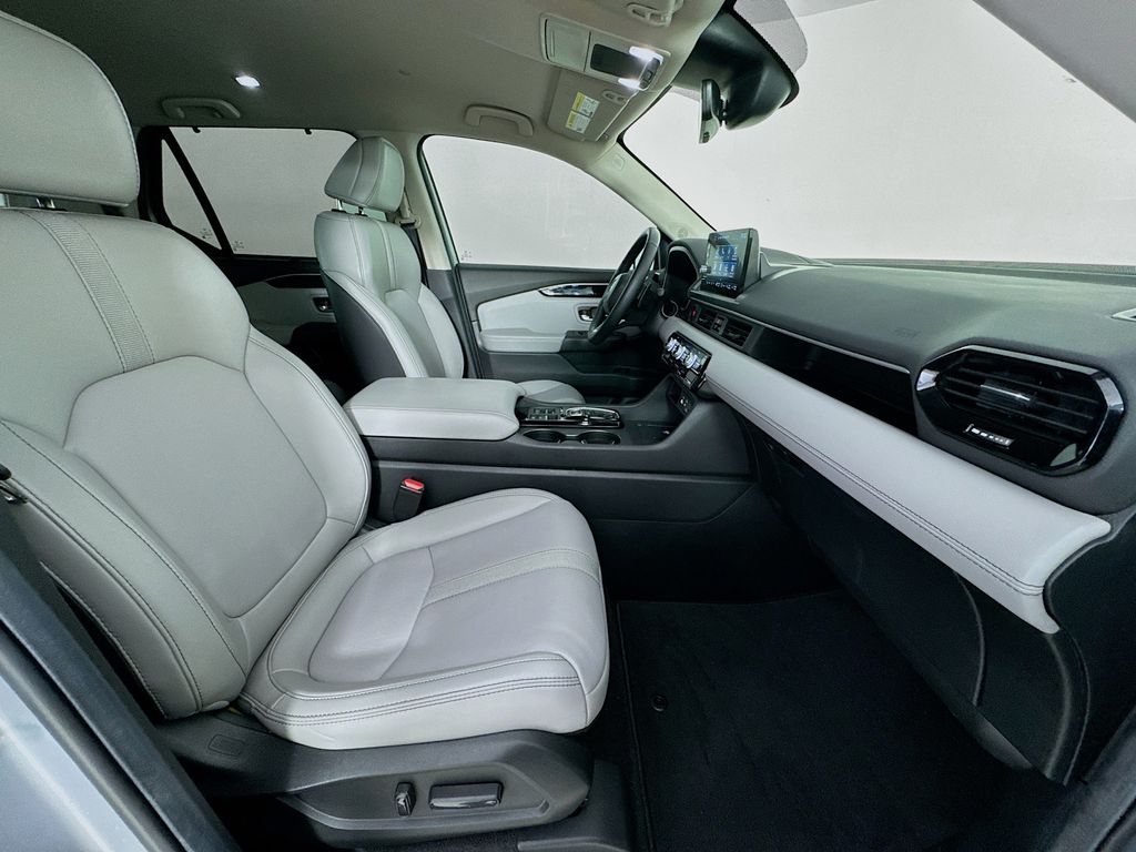 Used Car 2025 Honda Pilot  Ex-l For Sale Under $40,000 In Austin, Texas