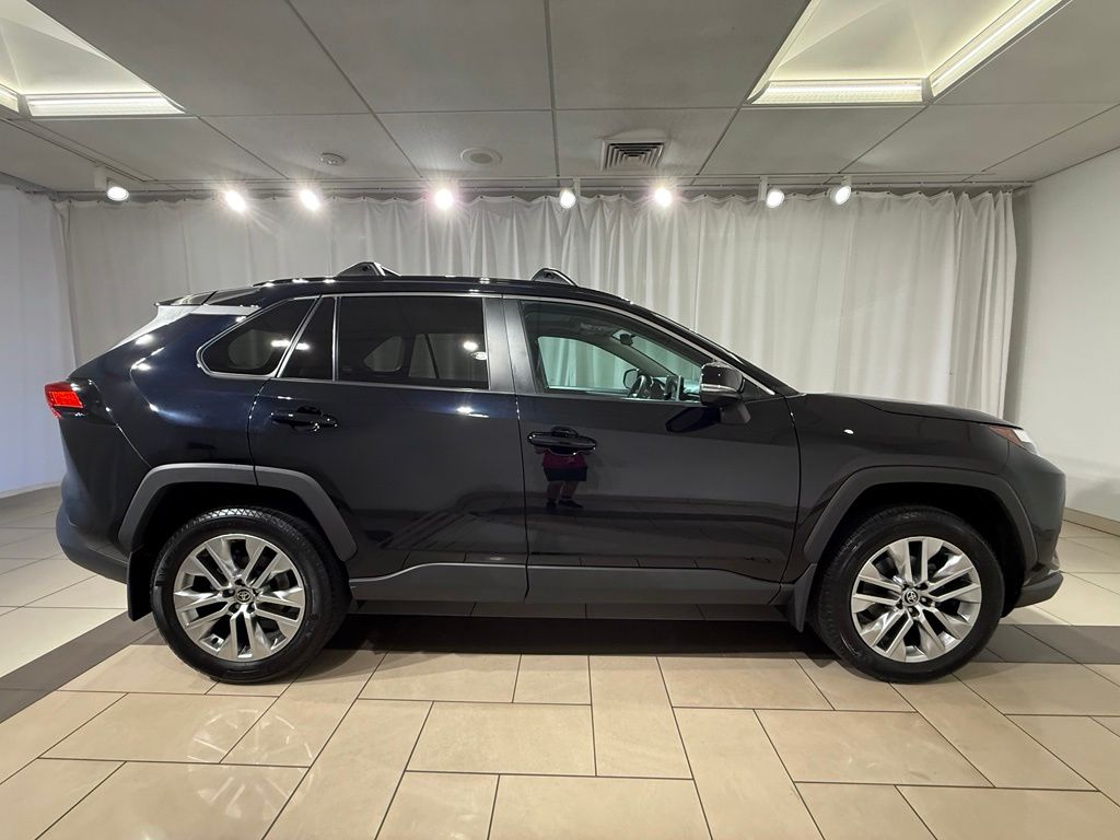 Thumbnail: 2024 Toyota RAV4 - 6