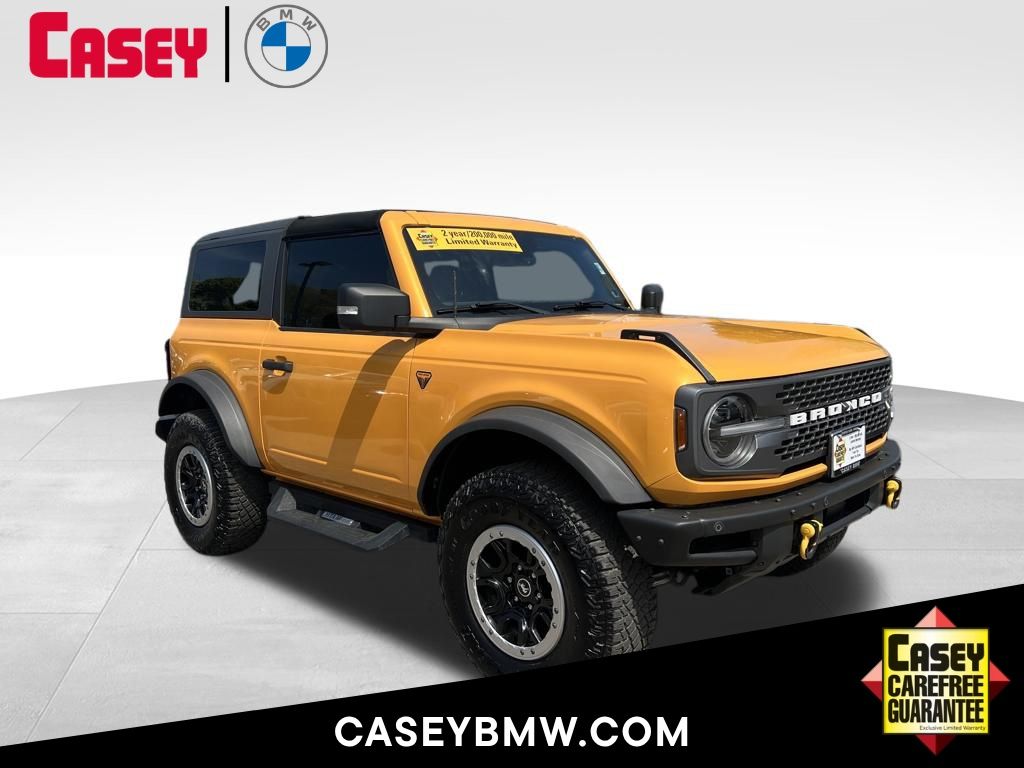 Cyber Orange Metallic Tricoat 2022 Ford Bronco Badlands Advanced 2-Door 4WD SUV / Crossover Four-Wheel Drive Automatic