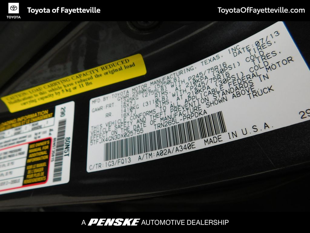 Thumbnail: 2013 Toyota Tacoma - 11