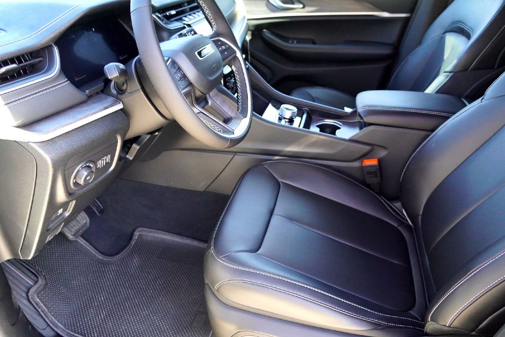 New Car 2025 Jeep Grand Cherokee L  Limited For Sale Under $50,000 In Taylor, Texas