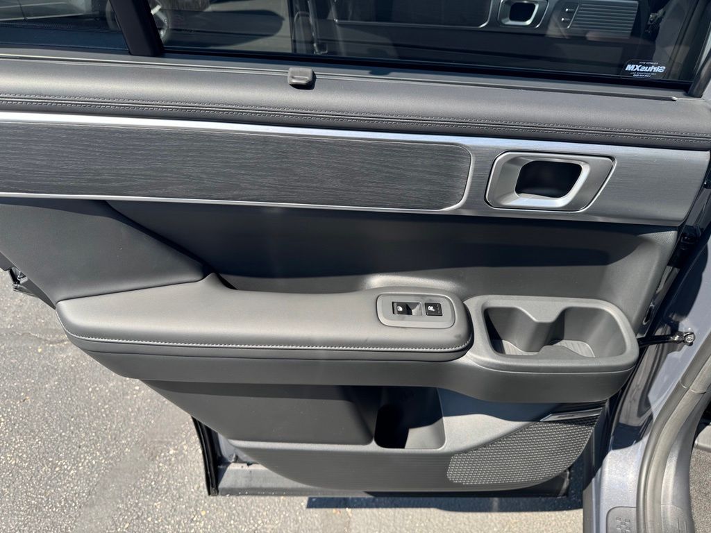New 2026 ECOTRONIC GRAY Hyundai Limited image 22