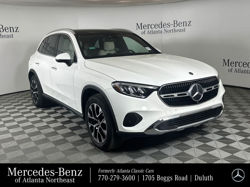 Polar White 2026 Mercedes-Benz GLC GLC 350e 4MATIC SUV / Crossover All-Wheel Drive 9-Speed Automatic