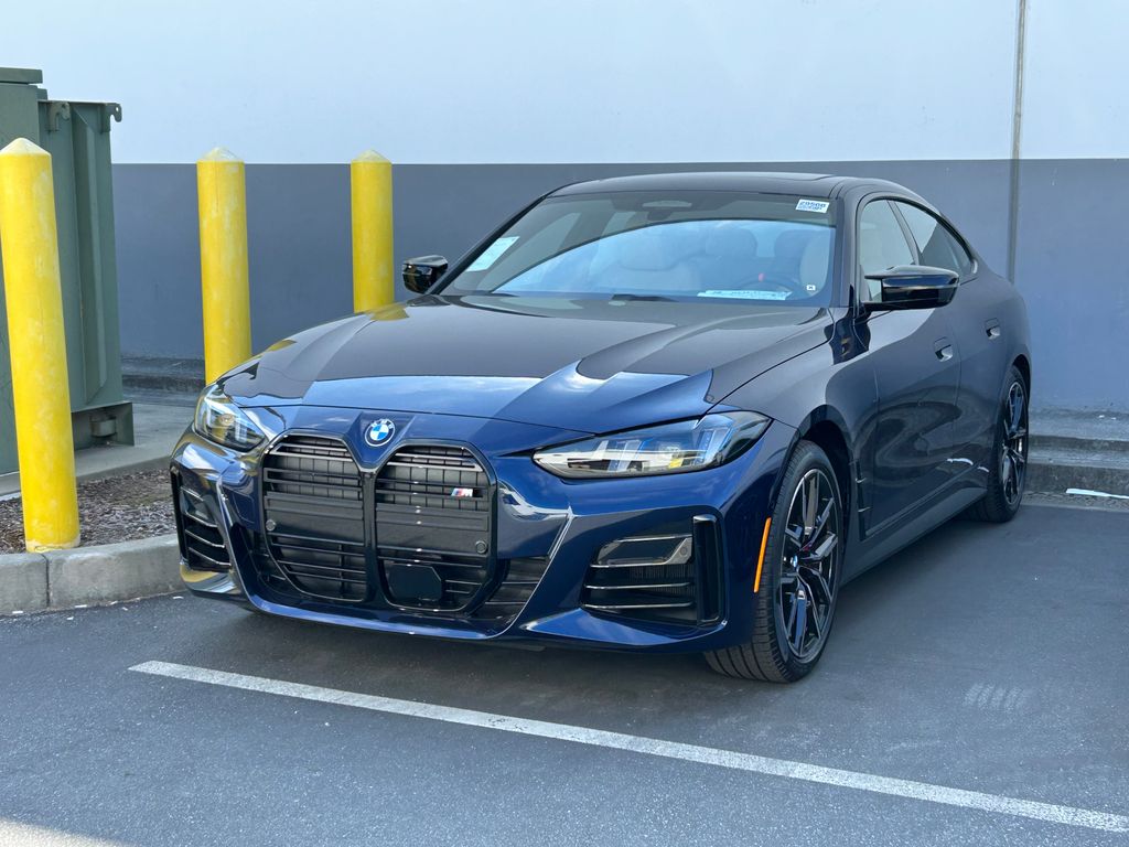 Thumbnail: 2026 BMW 4 Series - 2
