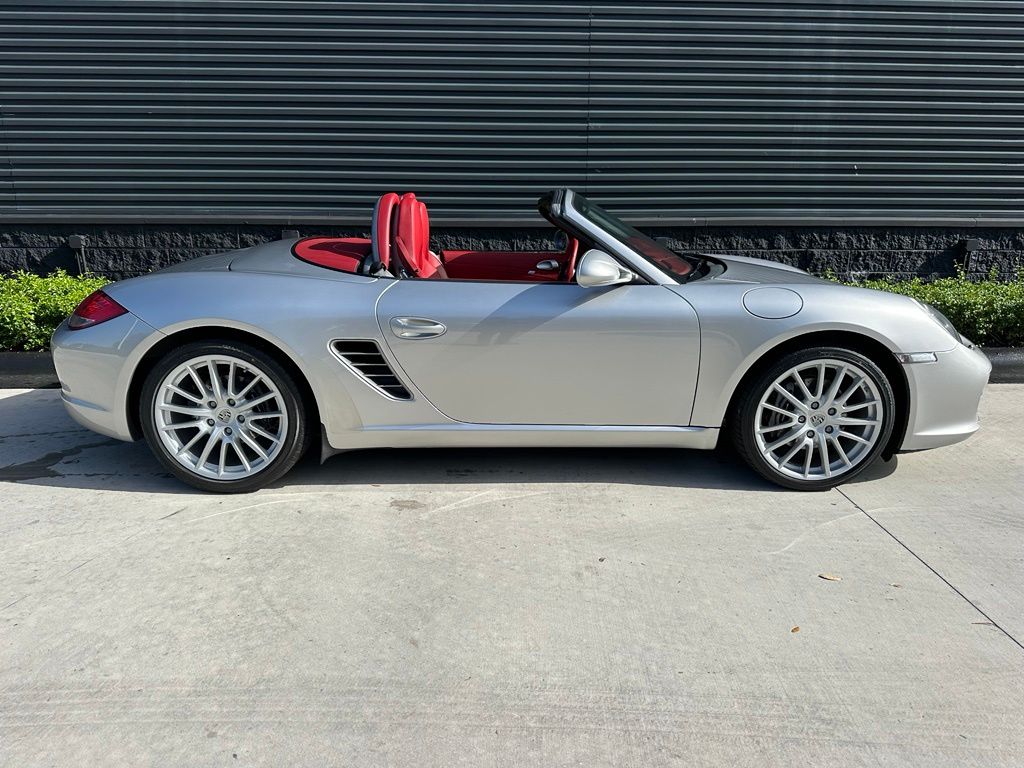 Thumbnail: 2011 Porsche Boxster - 12