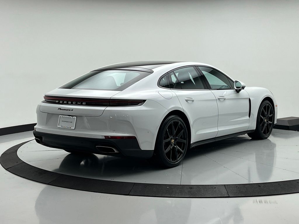Thumbnail: 2025 Porsche Panamera - 9