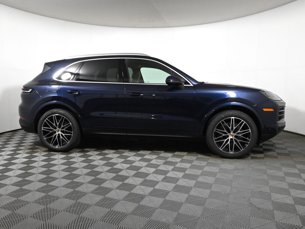 Thumbnail: 2026 Porsche Cayenne - 8
