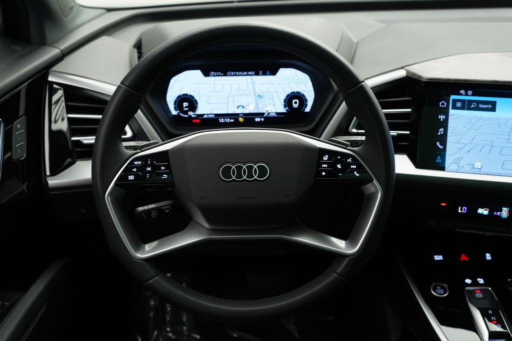 Thumbnail: 2023 Audi Q4 e-tron - 15