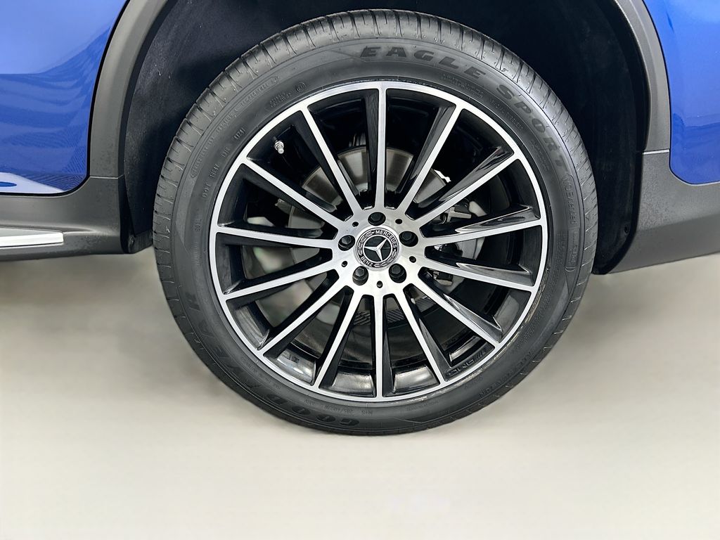 Thumbnail: 2023 Mercedes-Benz GLC - 29