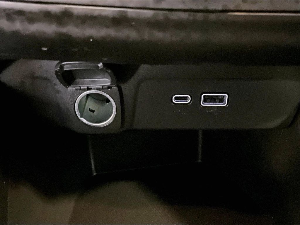 2024 Chevrolet Trax — photo 28