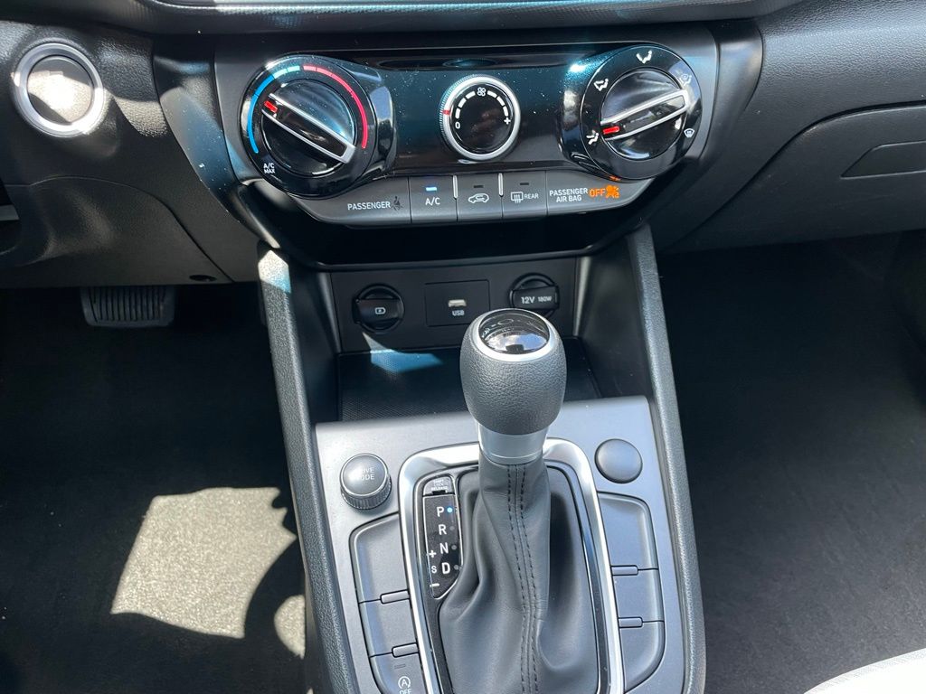 Thumbnail: 2022 Hyundai Kona - 20