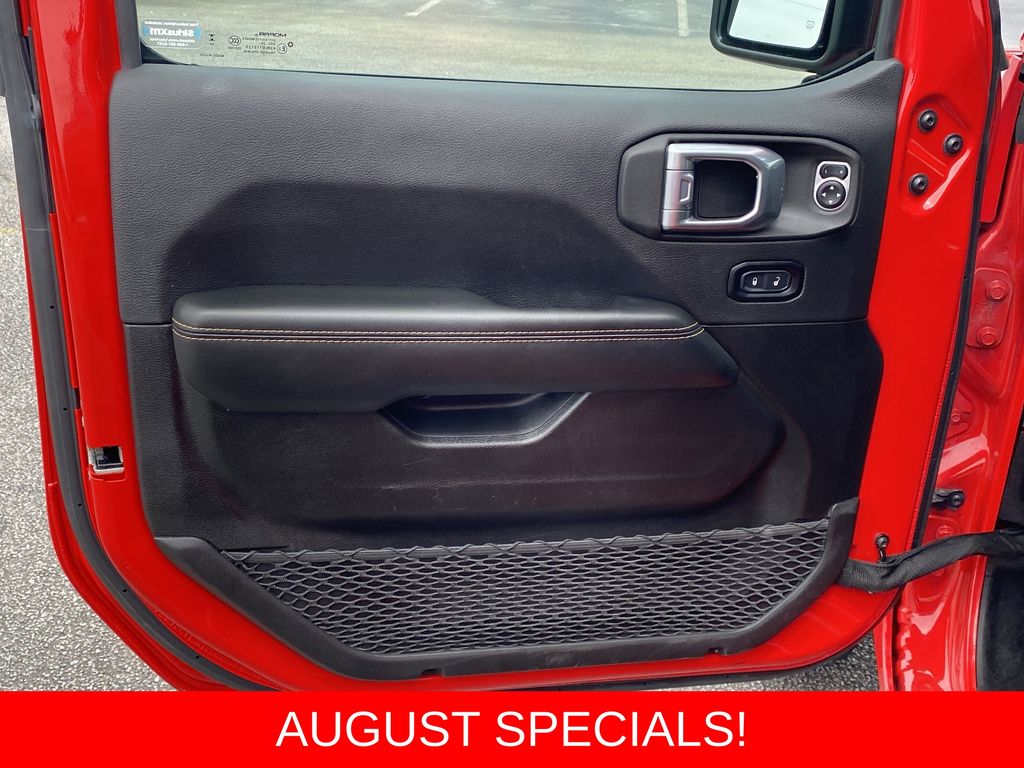 Used 2025 Jeep Wrangler SUV
