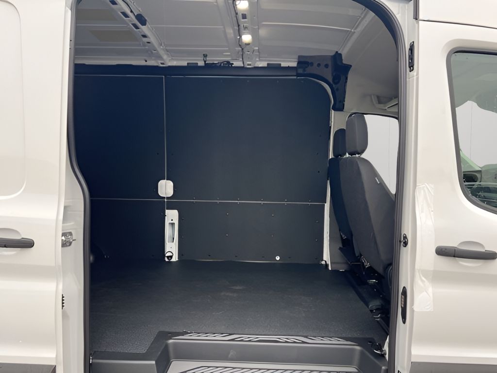 2026 Ford Transit-250