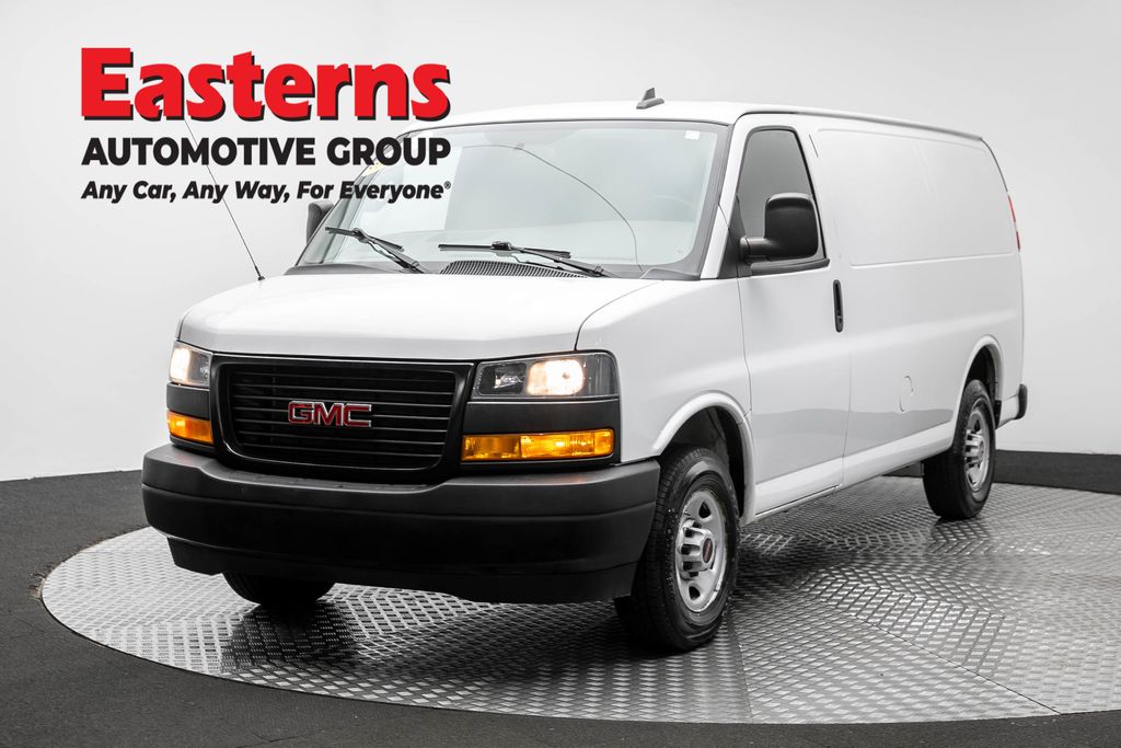 Summit White 2022 GMC Savana Cargo Van Rear-Wheel Drive 8-Speed Automatic Overdrive