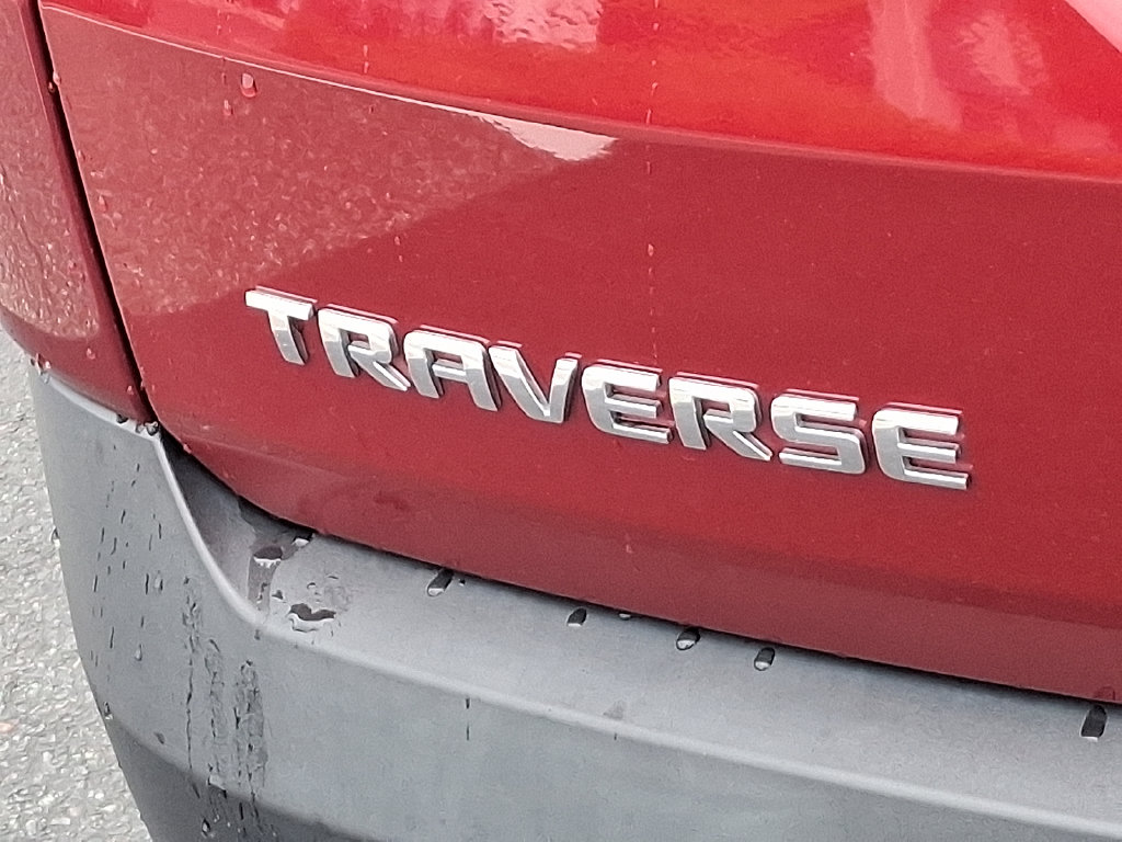 Thumbnail: 2021 Chevrolet Traverse - 32