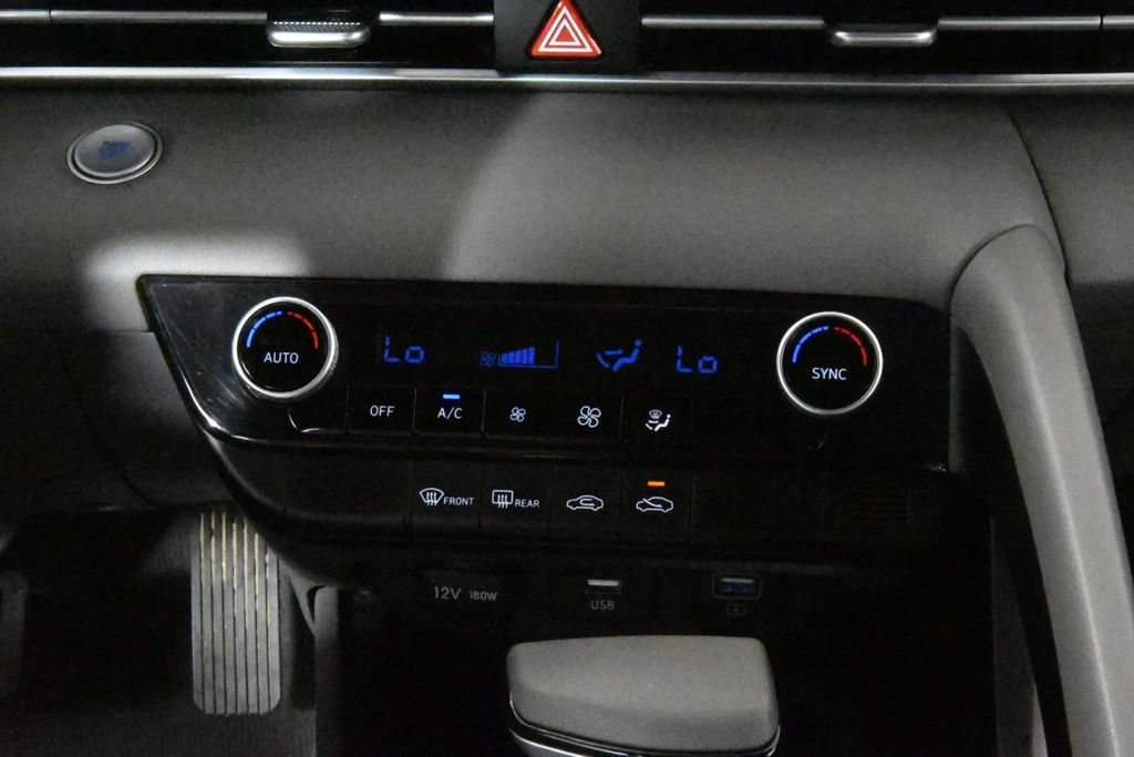 Thumbnail: 2021 Hyundai Elantra - 24