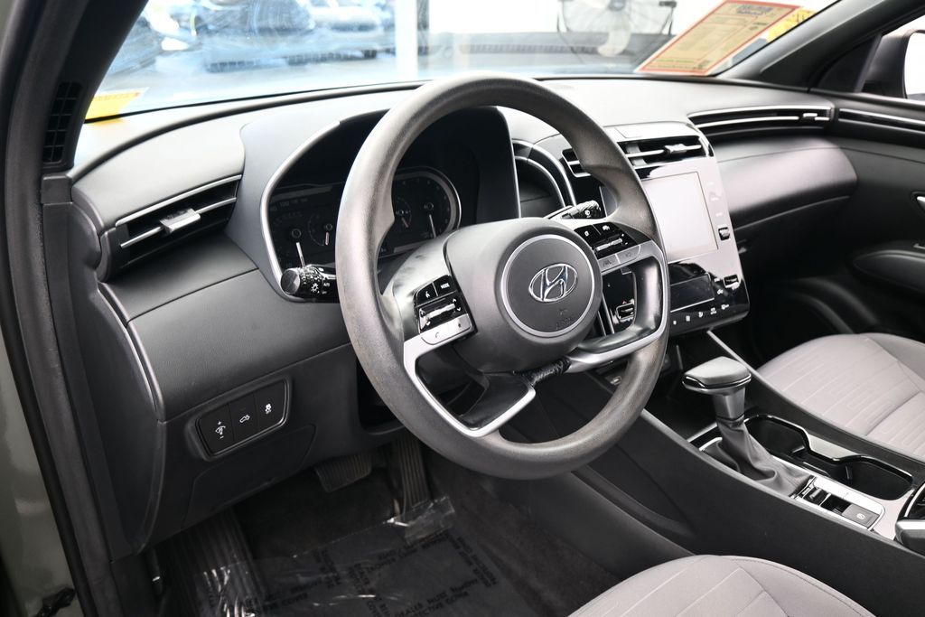 Used 2024 Sage Gray Hyundai SEL image 10
