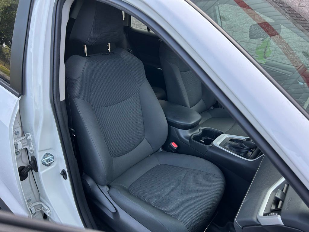 2024 Toyota RAV4 LE 15