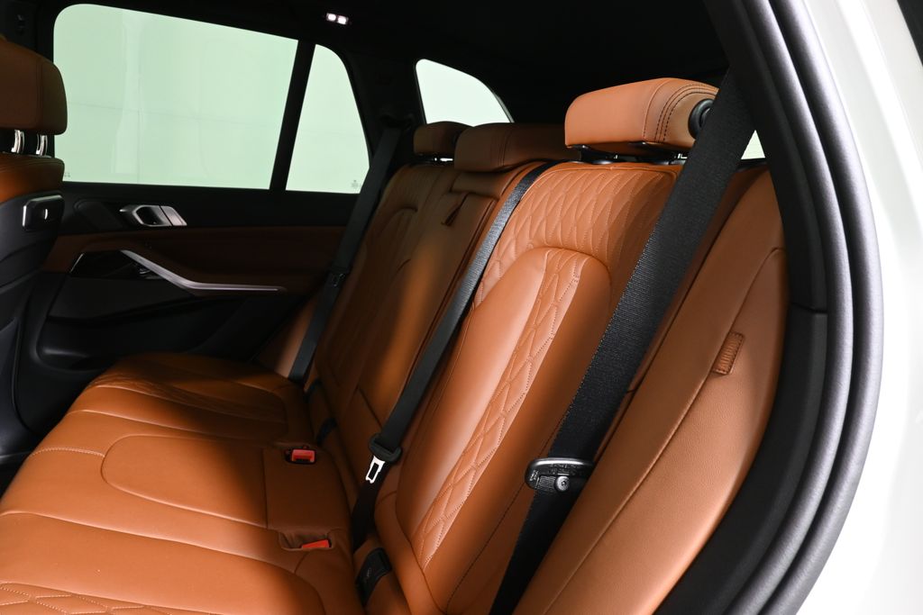 Thumbnail: 2026 BMW X5 - 4