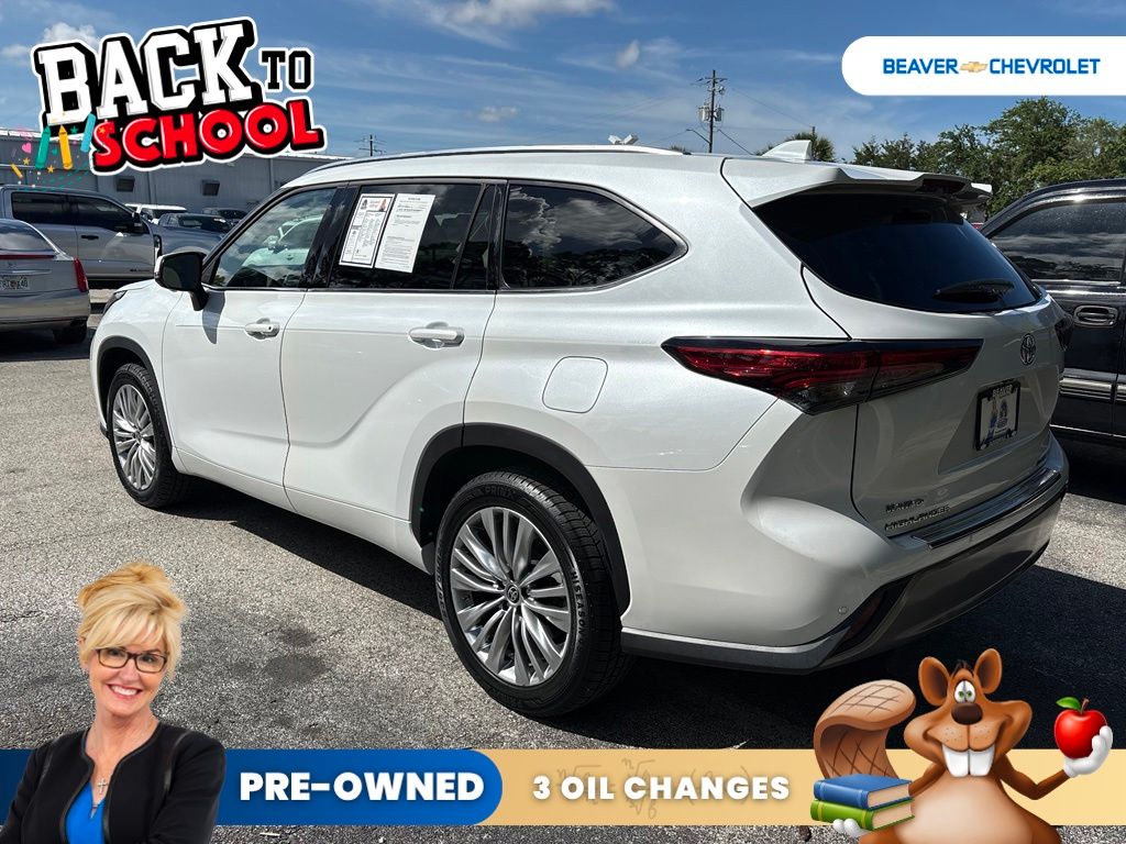 Used 2023 Toyota Highlander SUV