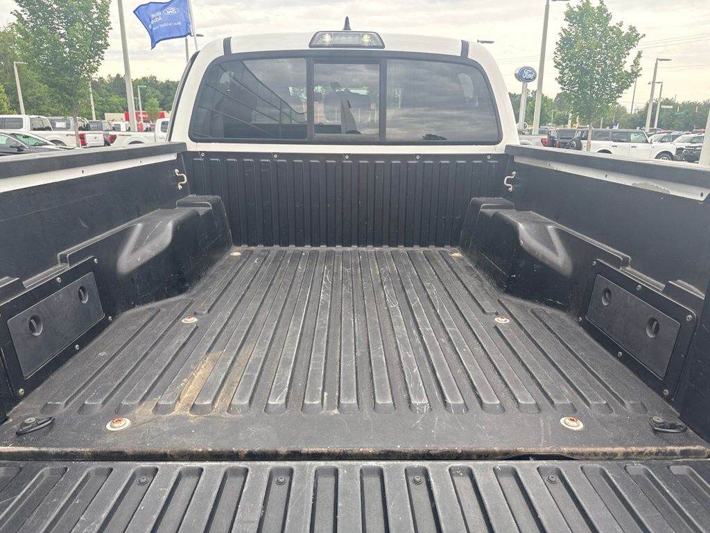 2017 Toyota Tacoma SR5 V6
