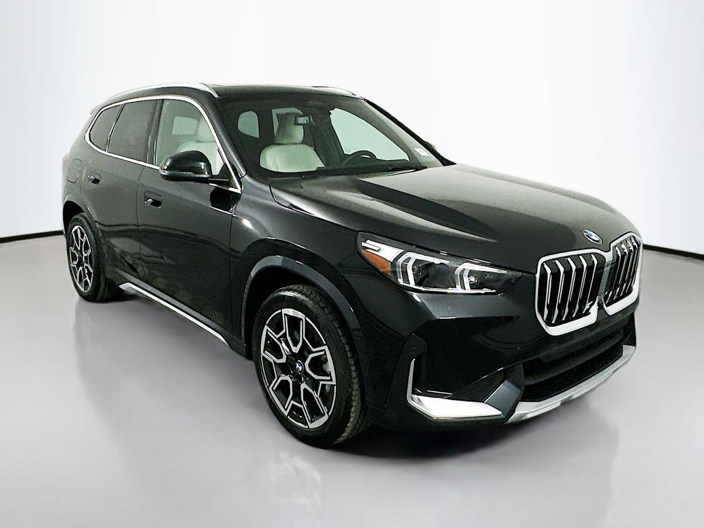 Thumbnail: 2026 BMW X1 - 3