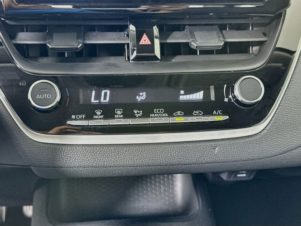 Thumbnail: 2024 Toyota Corolla - 15