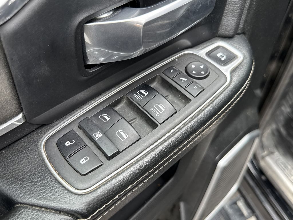 2022 Ram 2500 Laramie Black at Victoria Chrysler Dodge Jeep Ram