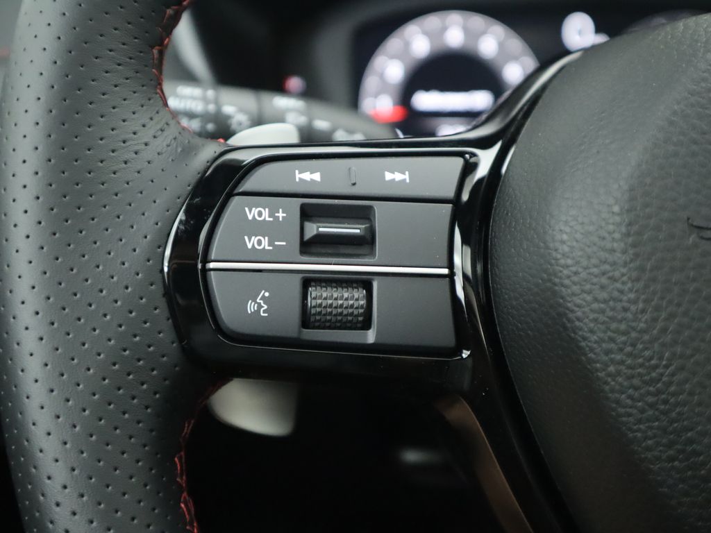 Thumbnail: 2025 Acura ADX - 12