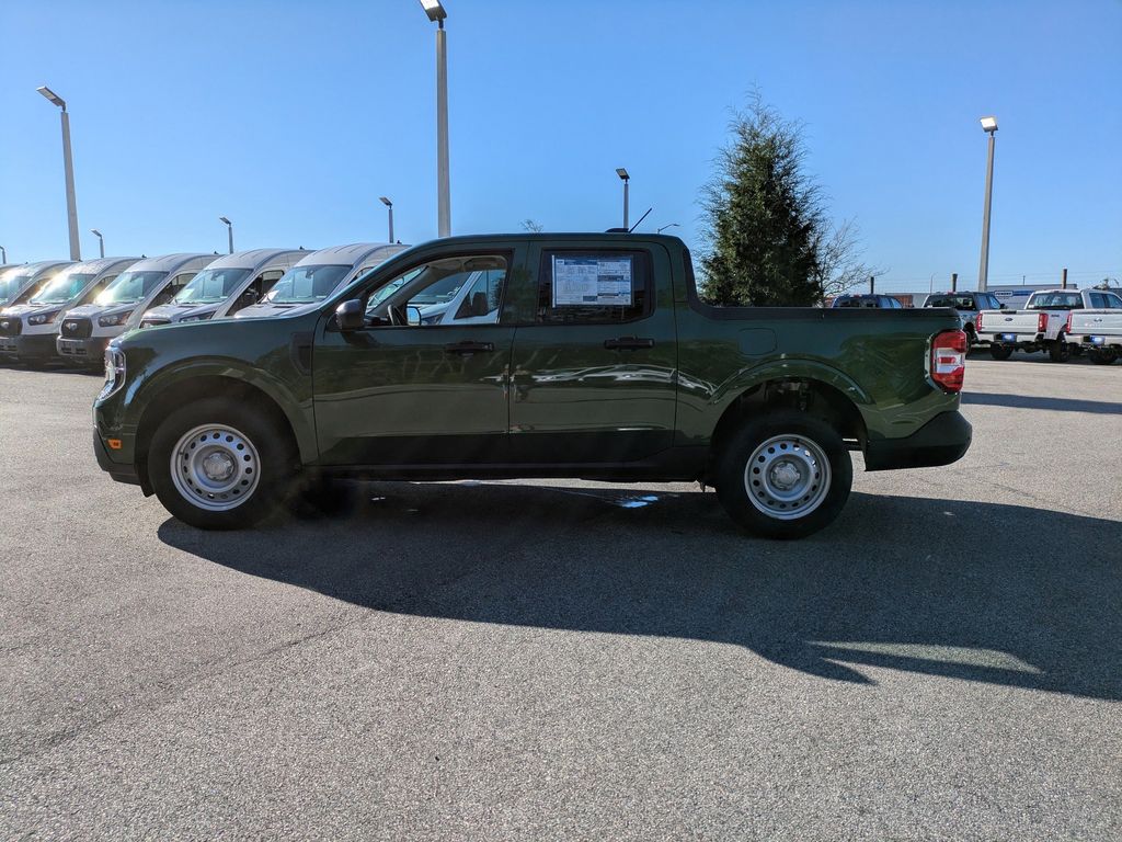 2025 Ford Maverick XL