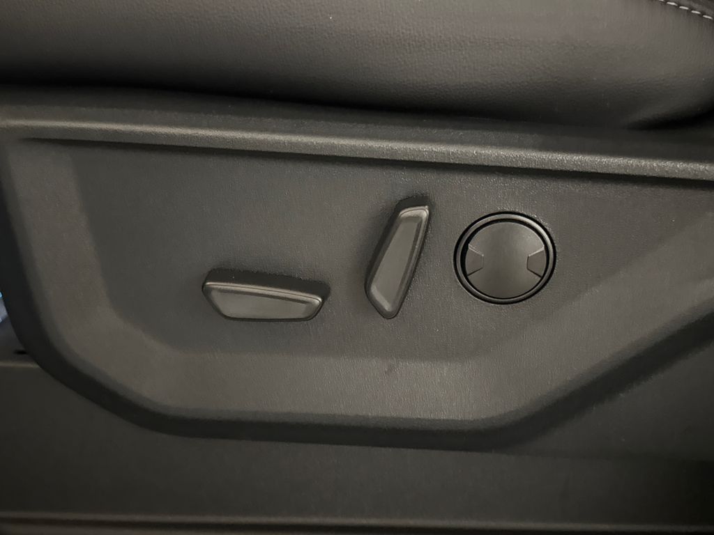 New 2026 Black Ford Lariat image 27