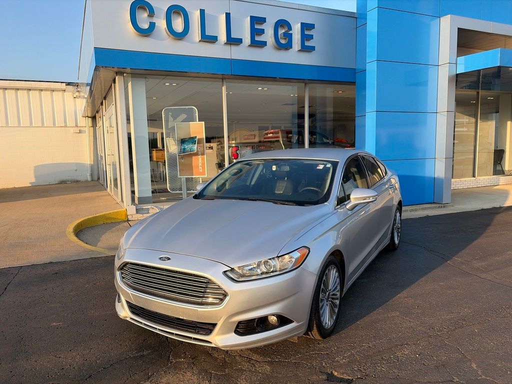 Ingot Silver 2016 Ford Fusion Sedan Front-Wheel Drive 6-Speed Automatic