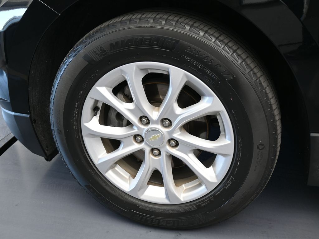 Used 2020 Mosaic Black Metallic Chevrolet LT image 28