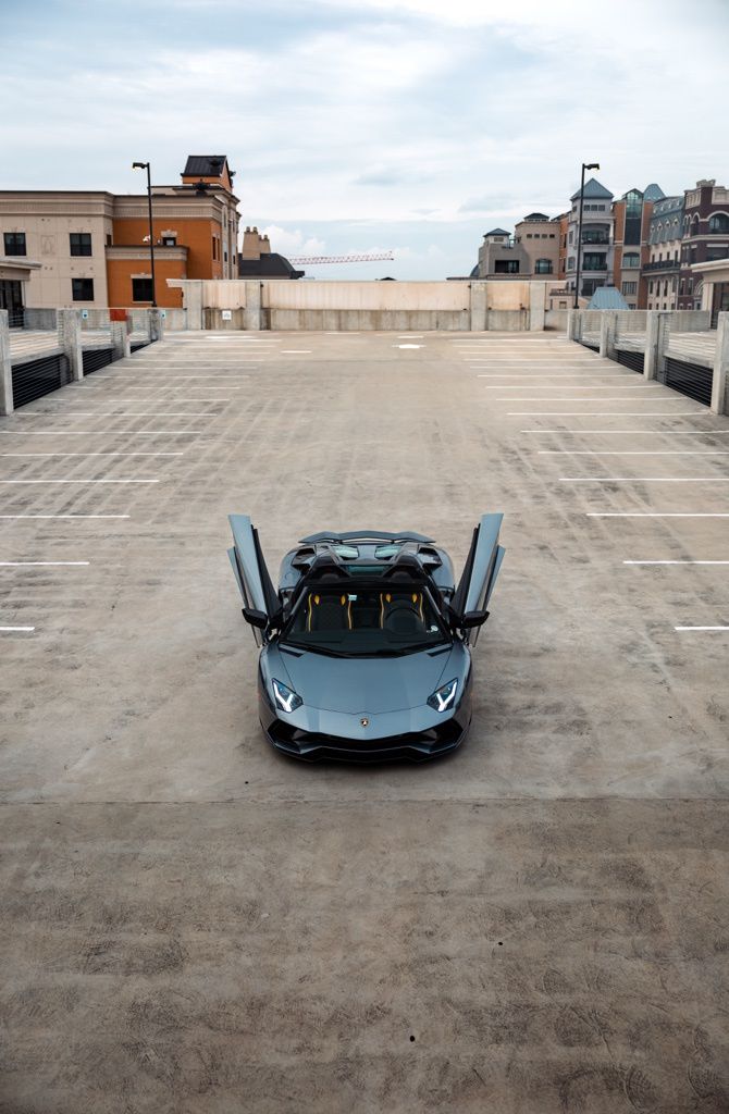 Thumbnail: 2019 Lamborghini Aventador - 11