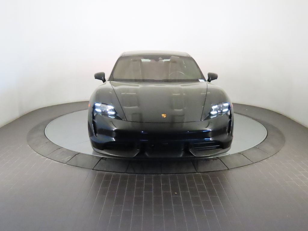 Thumbnail: 2024 Porsche Taycan - 10