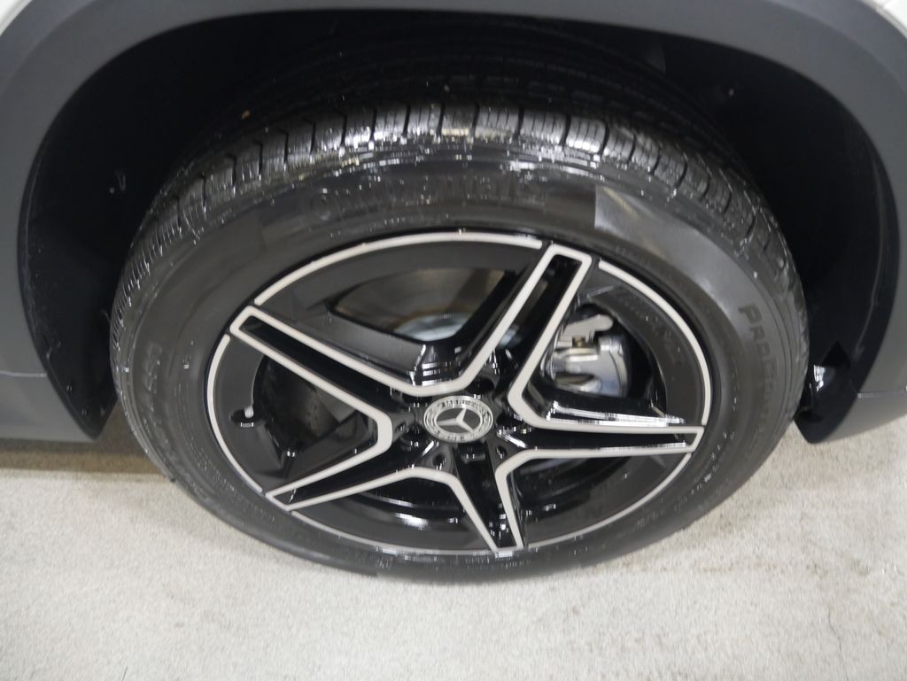 Thumbnail: 2026 Mercedes-Benz GLA - 15