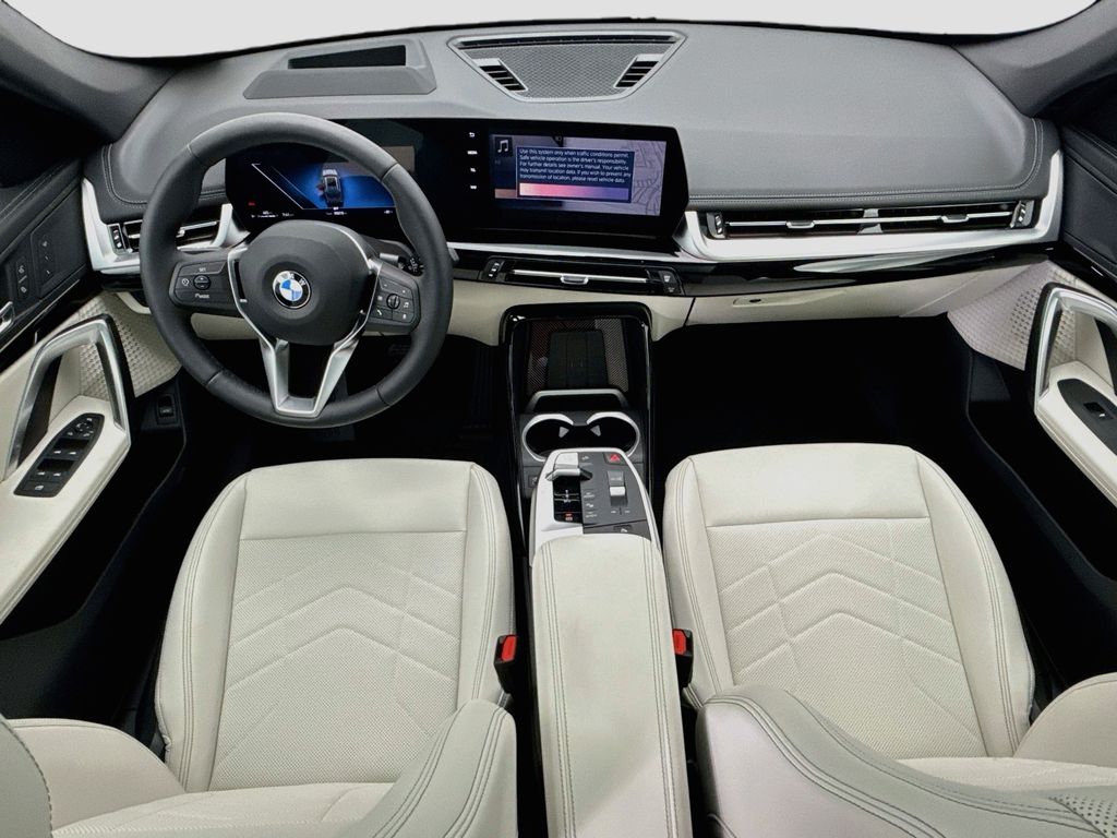 Thumbnail: 2027 BMW X1 - 13