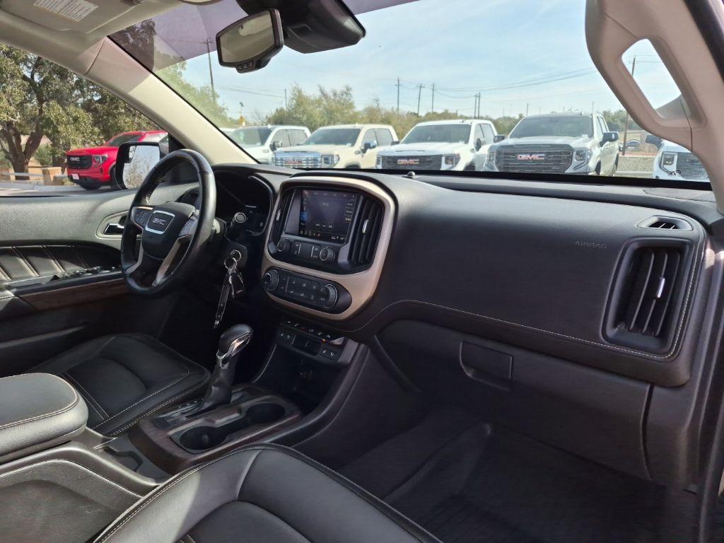 Used Car 2022 Gmc Canyon  Denali For Sale Under $35,000 In Austin, Texas