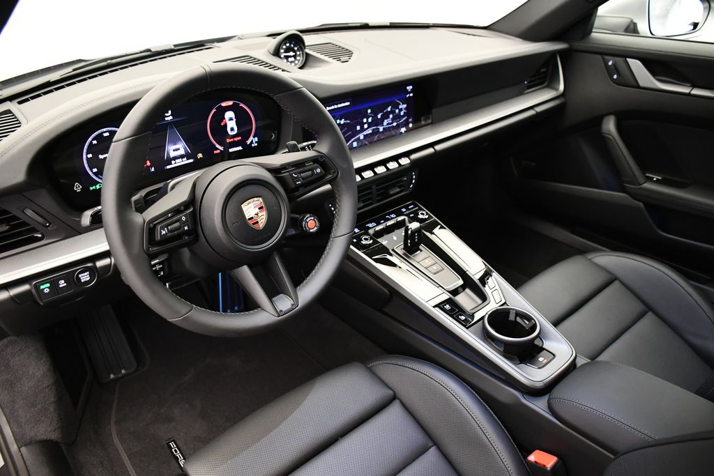 Thumbnail: 2026 Porsche 911 - 4