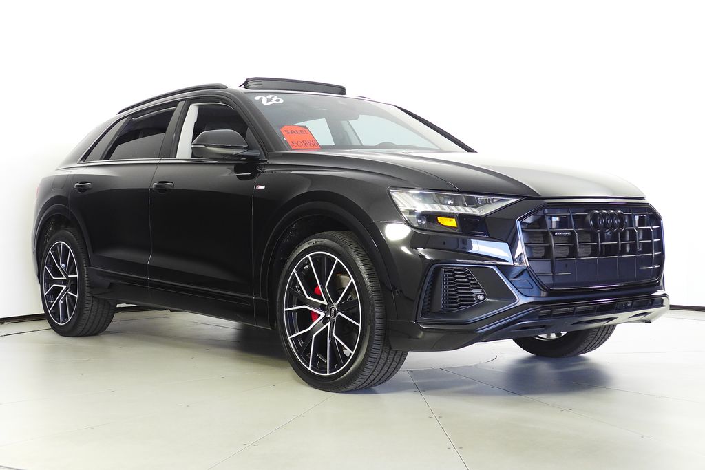 Thumbnail: 2023 Audi Q8 - 4