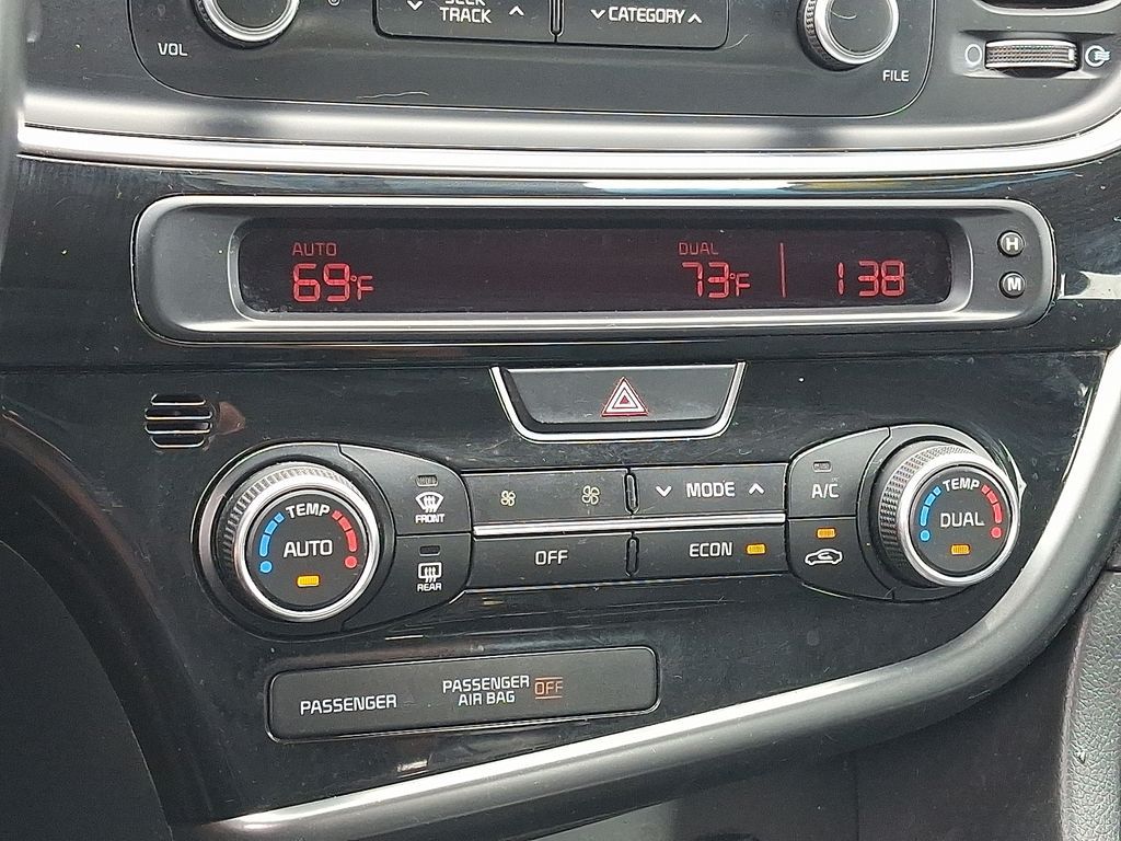 2014 Kia Optima Hybrid — photo 17
