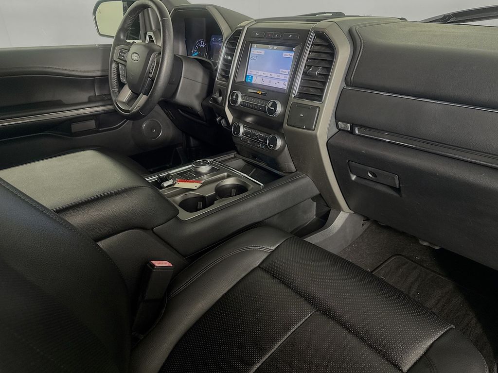 Used Car 2019 Ford Expedition  Xlt For Sale Under $20,000 In Austin, Texas