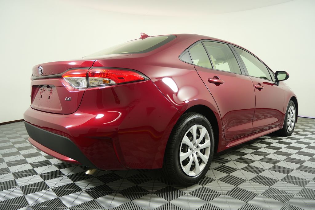 Thumbnail: 2022 Toyota Corolla - 3