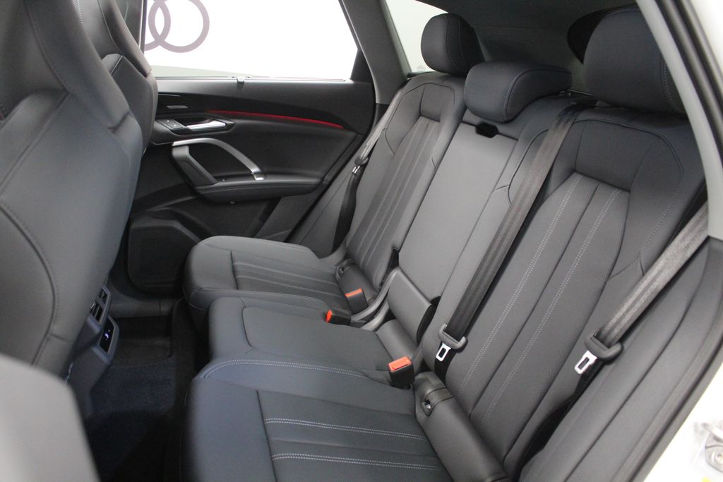 Thumbnail: 2026 Audi Q5 - 32