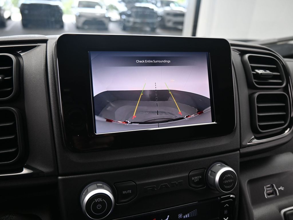 Used 2025 Bright Silver Metallic Clearcoat Ram Base image 17